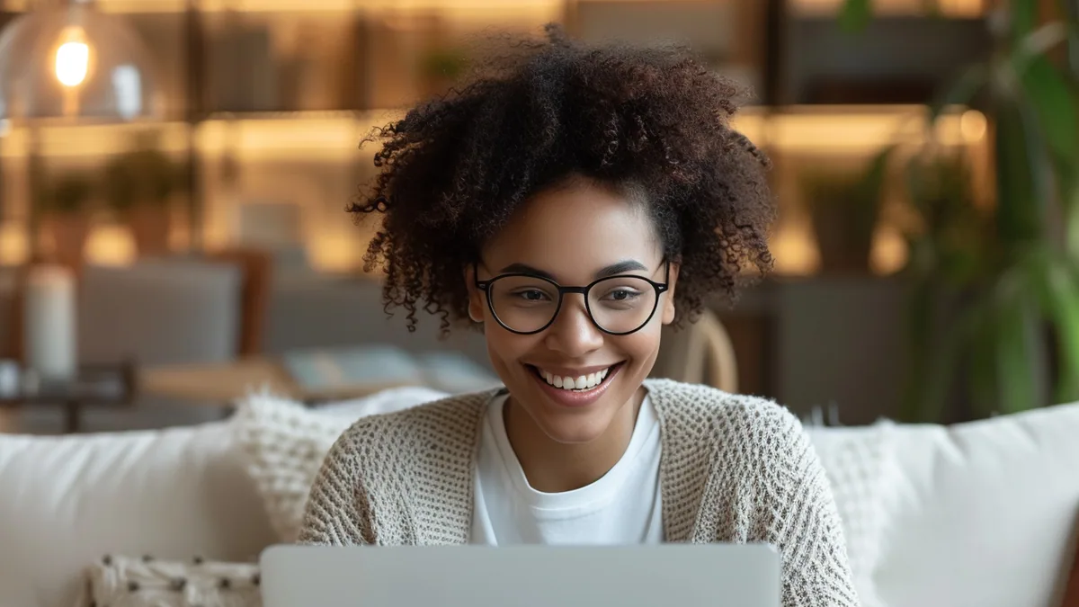 Écran d’ordinateur affichant une offre d’essai Amazon Prime avec calendrier et rappel de résiliation